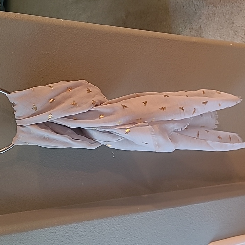 Lightweight gray scarf with tiny gold bees